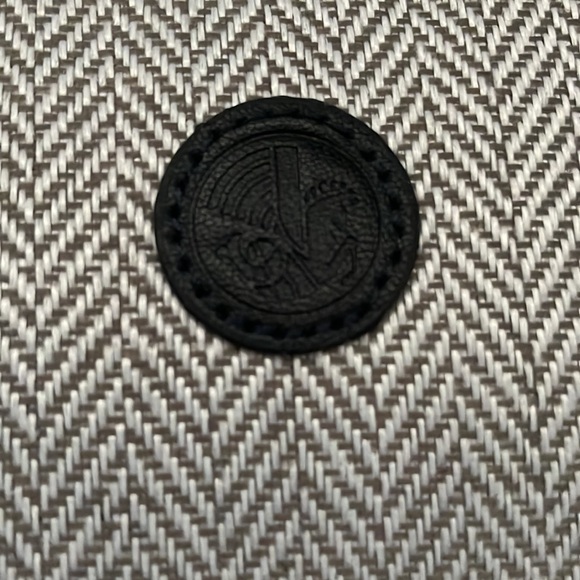 Air France Business Class Soft Amenities Kit, Brand New, Unopened - Picture 2 of 4